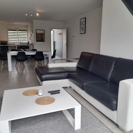 Logement De 100M2 Avec Terrasse Wardrecques Zewnętrze zdjęcie